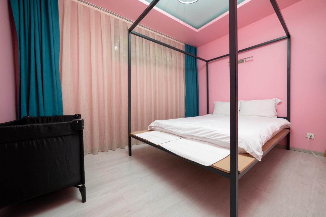 Hotel Gloria Prisztina Zewnętrze zdjęcie